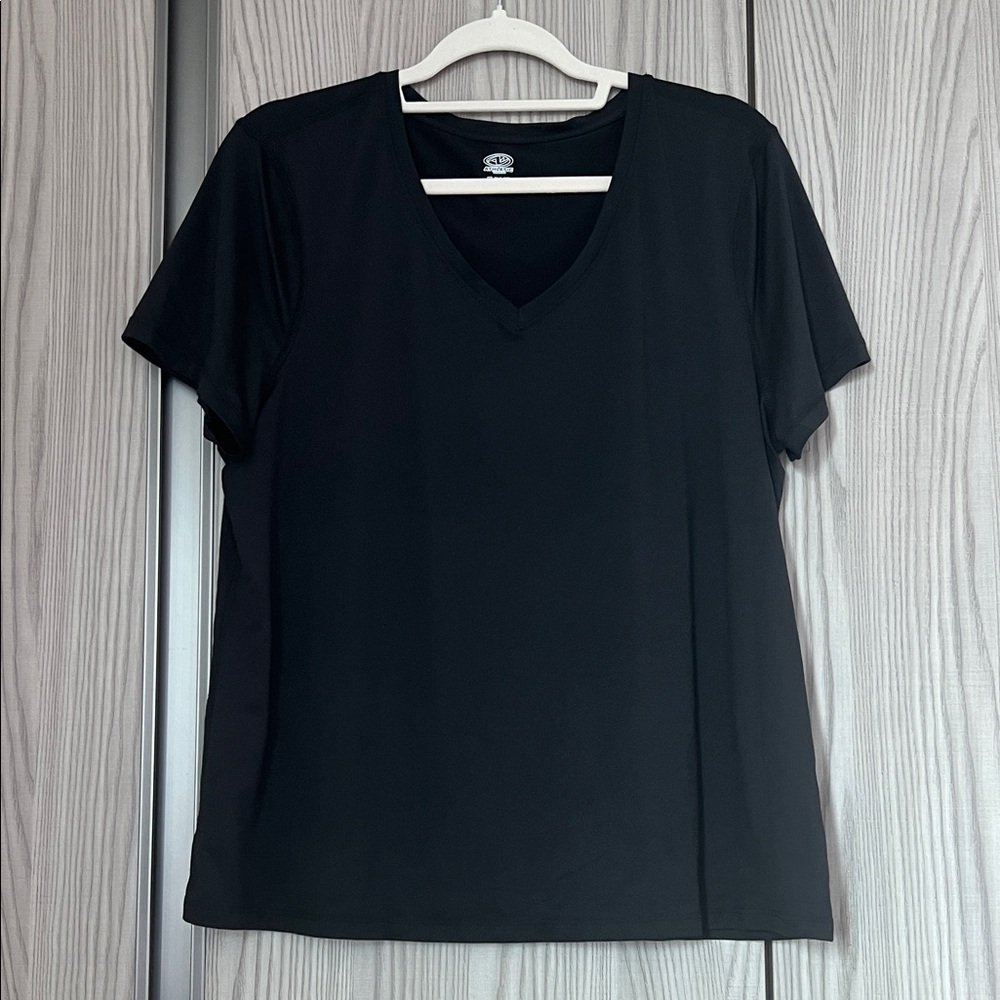 Athletic Works Classic Black Short Sleeve Top